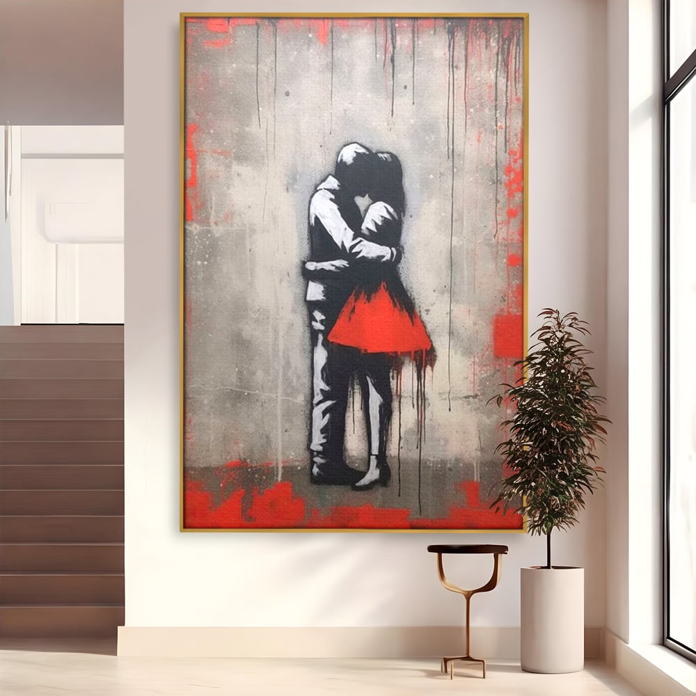 Tablou canvas cu tablou canvas cu doi indragostiti imbratisati, in rama de aluminiu auriu